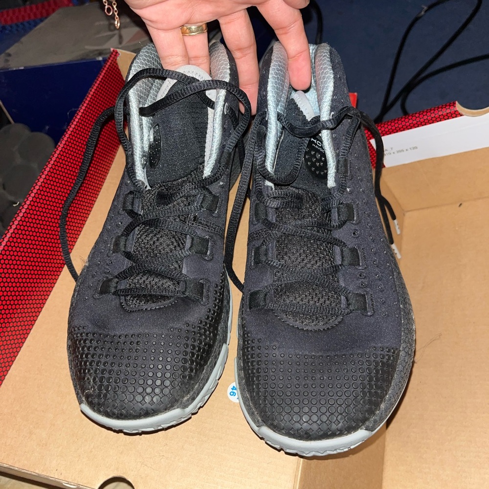 Under armor basketball shoes
